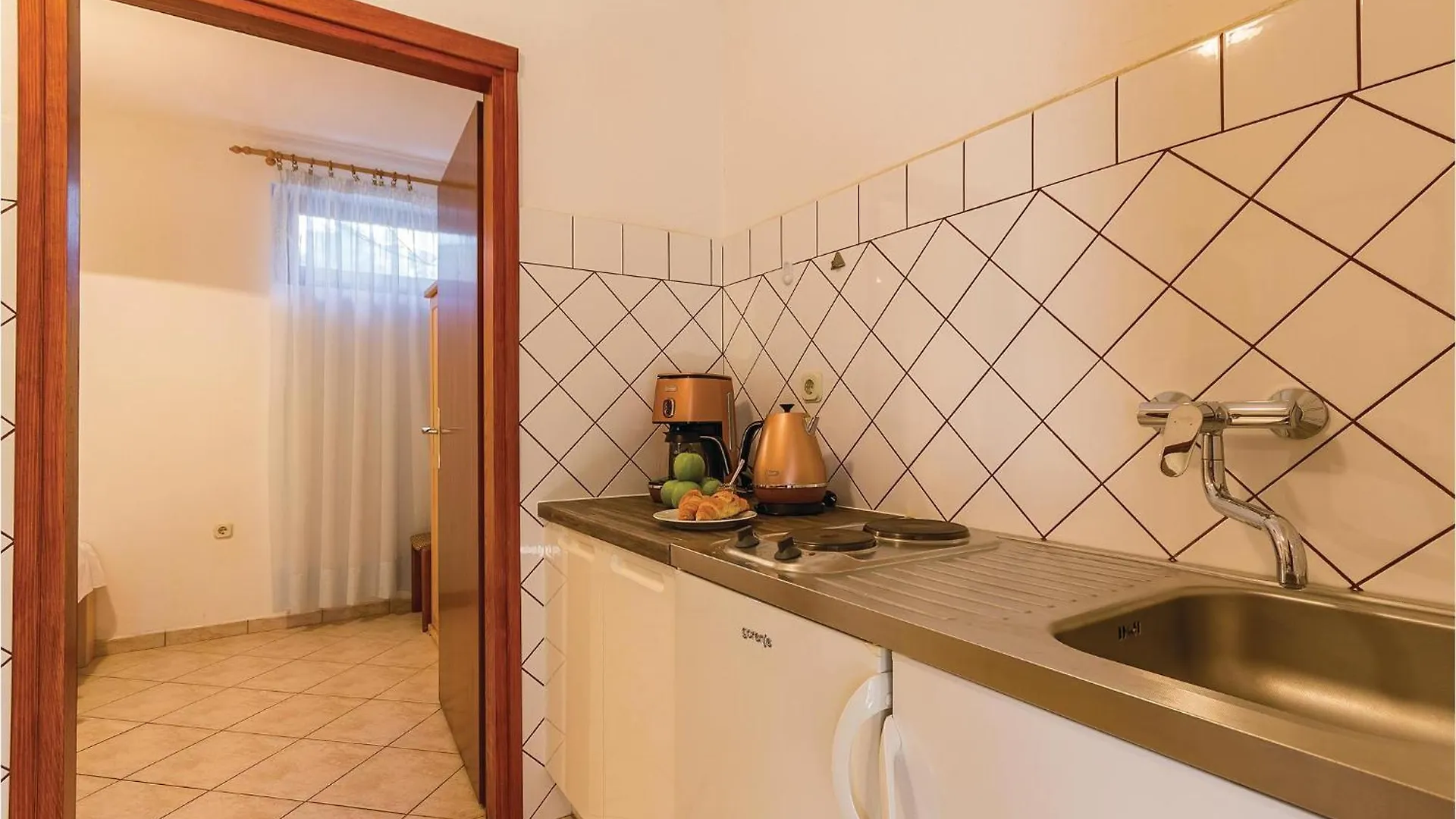 2 Bedroom Lovely Apartment In Pula 0*,  Kroatien